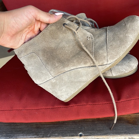 Toms platform suede booties - Picture 2 of 4